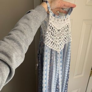 boutique flowy dress.